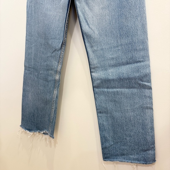 VINTAGE Levi's 501 Light Blue Straight Leg Women's Jeans - Picture 6 of 10